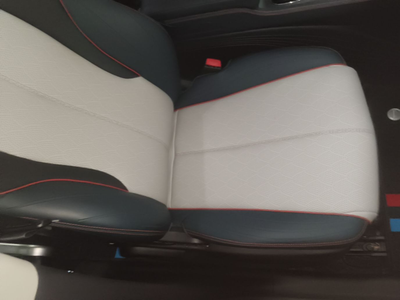 BYD Yuan PLUS 2022 510 km Luxury Version — снимка 19