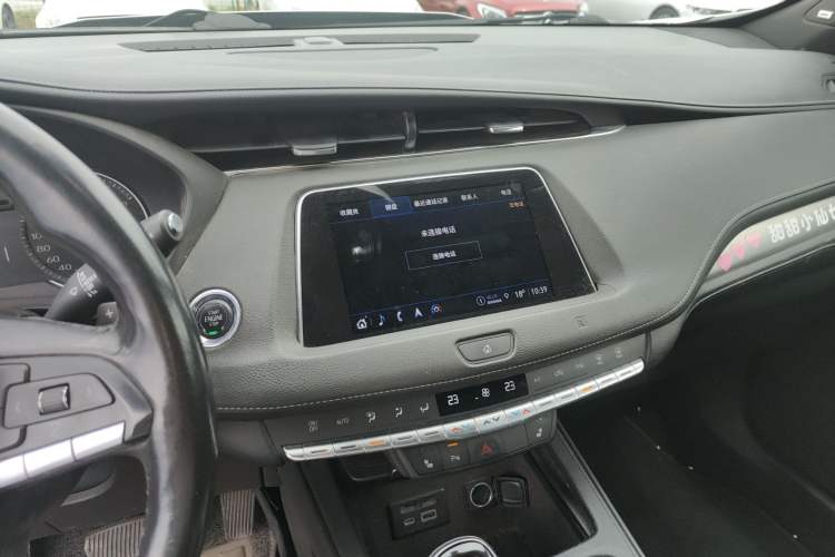 Used Cadillac XT4 2020 28T Two-Wheel-Drive Leading Version
