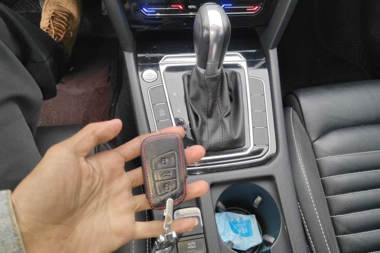 Used Volkswagen Magotan 2020 330TSI DSG Leading Model Vehicle Key