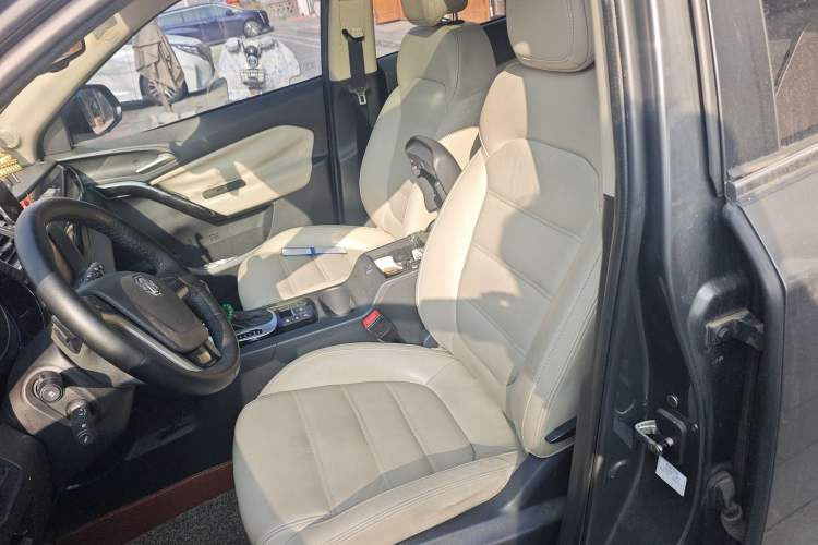 Used MG GS 2015 2.0TGI TST Four-Wheel Drive Flagship Edition