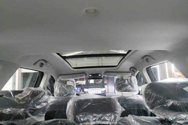 Used JETOUR Shanhai L9 2024 1.5TD 2DHT Pro 7-Seater