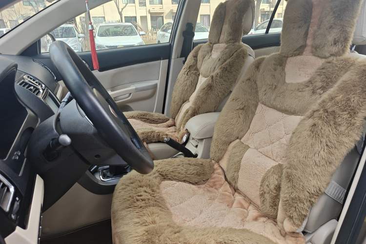 Used Geely Auto Classic Emgrand 2013 Sedan 1.5L Manual Elite Model
