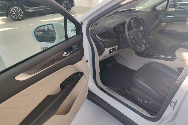 Used Lincoln MKC 2019 2.0T Two-Wheel Drive Zunya Version China VI Standard