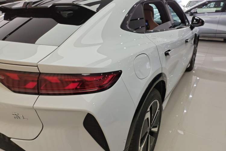 Used BYD Song L EV 2025 662 km Ultra-Range Version