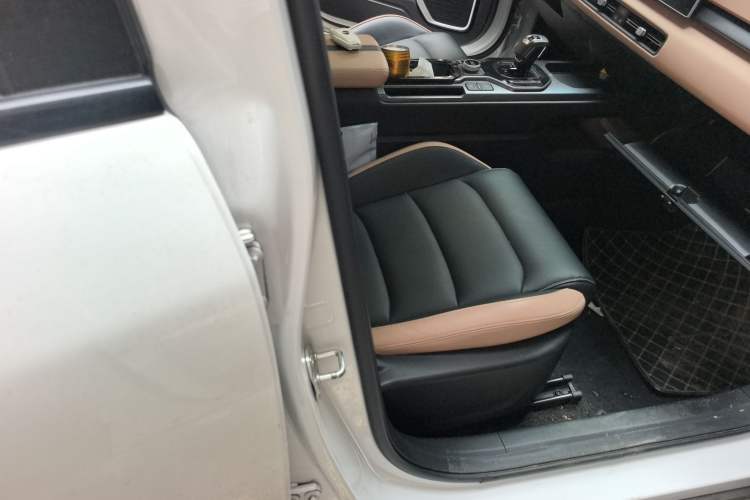 Used Geely Auto icon 2023 1.5TD Chocolate Smoothie Edition
