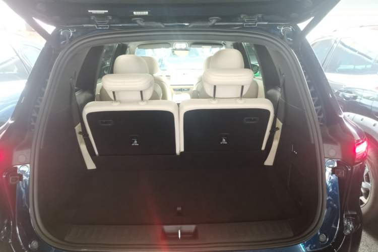 Used Deepal S09 2025 Four-Wheel Drive Ultra+ Custom Edition
