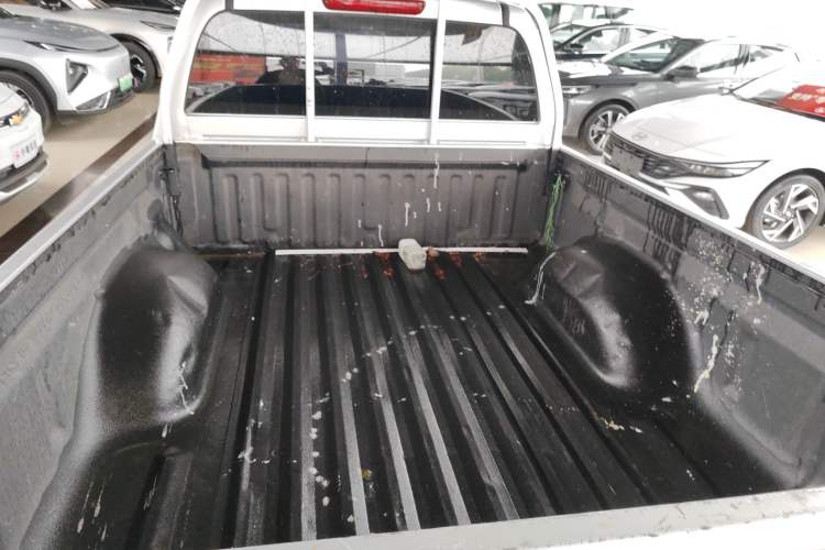 Used Great Wall Wingle 5 2023 "Ganfan" Version 1.5T Gasoline Two-Wheel-Drive Advanced Trim with Long Cargo Bed Trunk