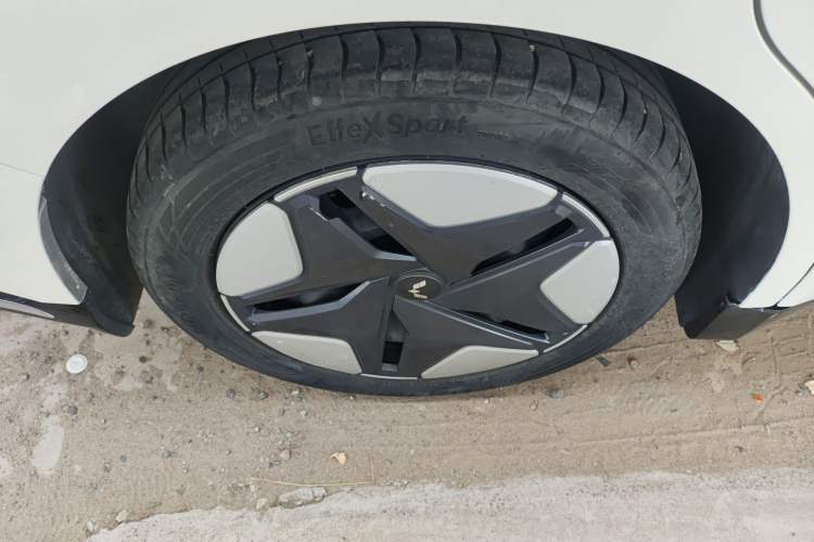 Used Wuling Xingguang 2024 Co-Creation Edition 410 Standard Model