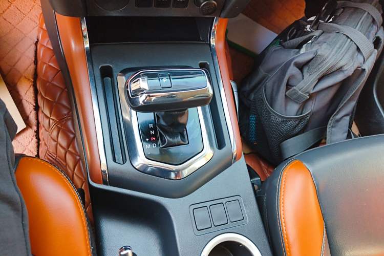 Used Dongfeng Ruichi 6 2020 2.3T Automatic 2WD Diesel Luxury Version China VI Standard M9T