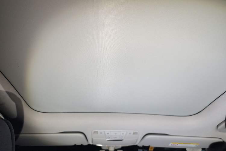 Used Mercedes-Benz C-Class 2017 Facelift C 200 L Sport Edition