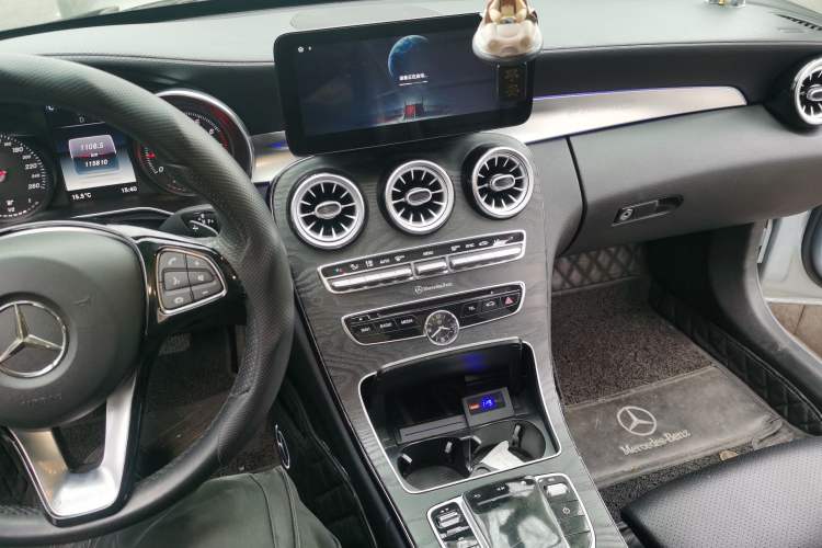 Used Mercedes-Benz C-Class 2017 Facelift C 200 L Sport Edition Audio And AC Panel