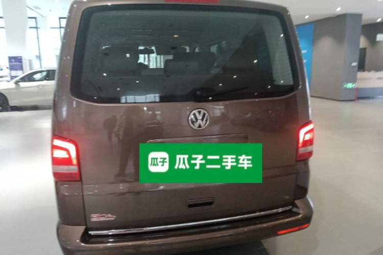 Used Volkswagen Multivan 2012 2.0 TSI Two-Wheel-Drive Luxury Edition