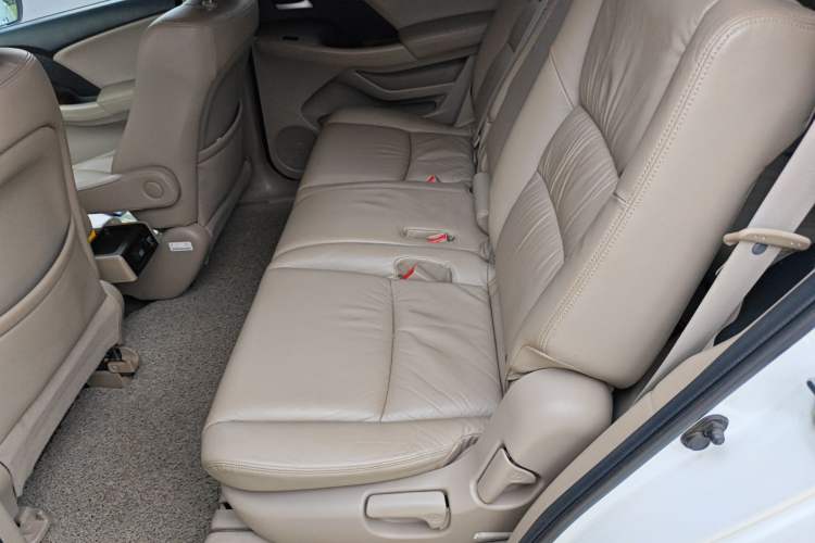 Used Honda Odyssey 2013 2.4L Elite Edition Left Rear Seat