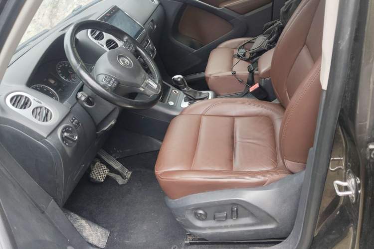 Used Volkswagen Tiguan 2015 1.8TSI Automatic Two-Wheel Drive Luxury Model Left Front Seat