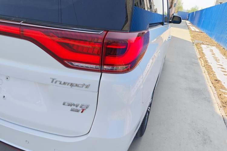 Used GAC Trumpchi M8 2018 320T Luxury Edition Right Rear Taillight