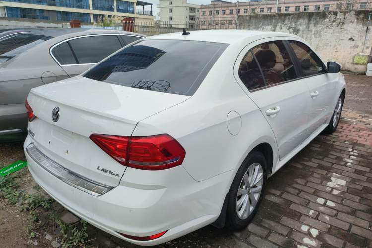 Used Volkswagen Lavida 2017 1.6L Automatic Comfort Edition