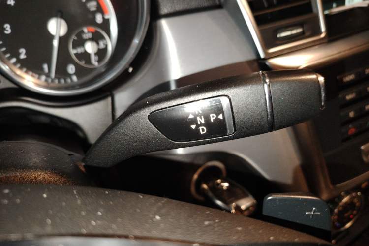 Used Mercedes-Benz M-Class 2015 ML 320 4MATIC