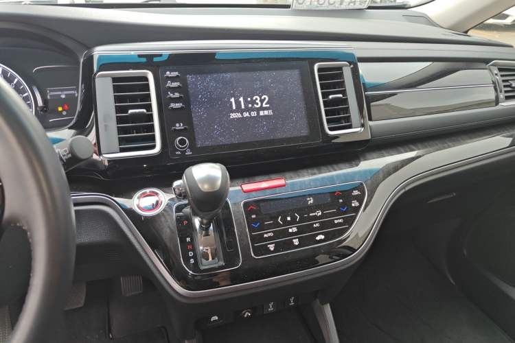 Used Honda Elysion 2019 2.0L Hybrid Luxury Edition