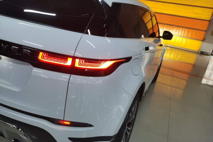 Used Land Rover Range Rover Evoque 2023 Aurora L 249 PS Luxury Edition
