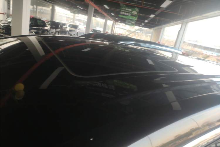 Used VOYAH Dream 2025 PHEV Four-Wheel-Drive Flagship Kunpeng Edition
