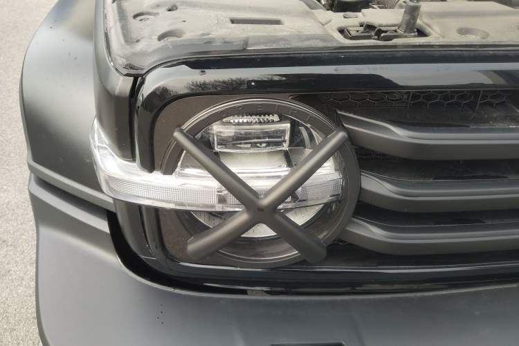 Used Tank 300 New Energy 2024 Hi4-T Right Front Headlight