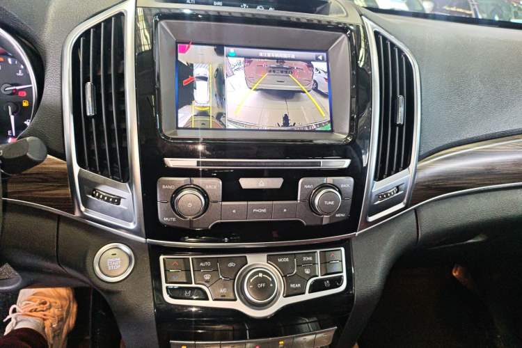 Used Haval H9 2017 2.0T Gasoline 4x4 Prestige Model 7 Seats