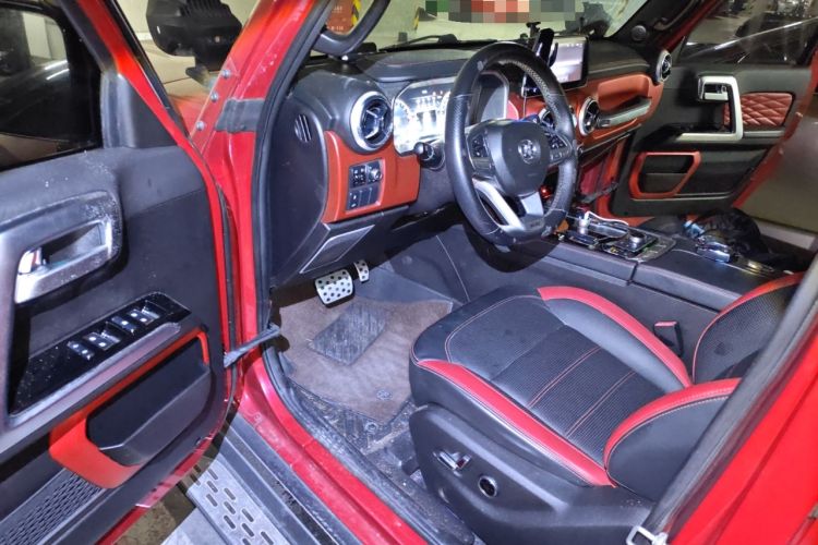 Used BAIC Off-Road BJ40 2019 PLUS 2.3T Automatic Four-Wheel Drive Premium Edition China VI Interior 3