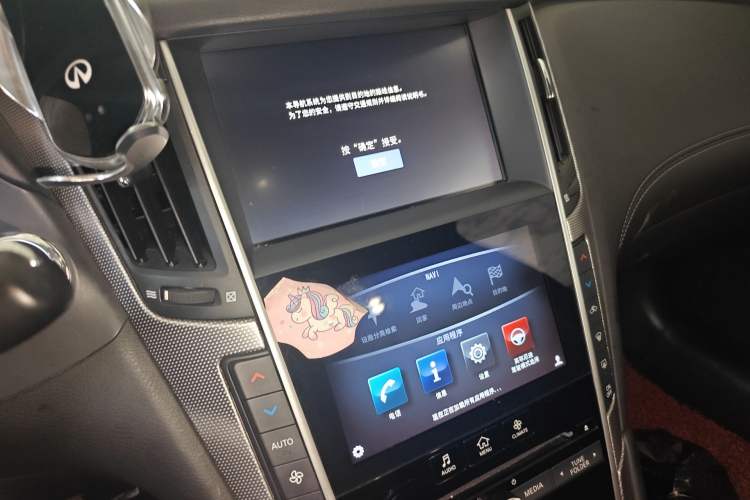 Used Infiniti Q50L 2018 2.0T Enjoyment Version China VI Standard
