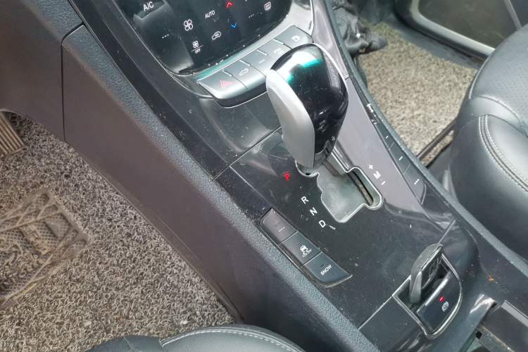 Used Luxgen Great 7 SUV 2014 2.2T Two-Wheel-Drive Smart Version