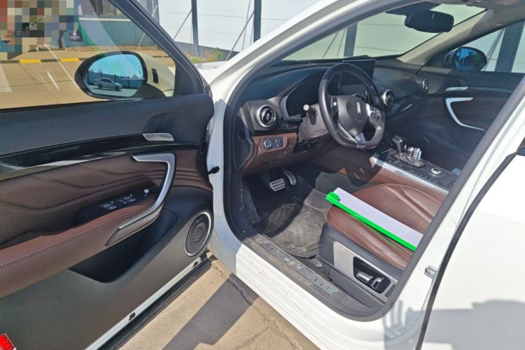 Used Wey VV7 2017 2.0T Flagship Model Driver Seat