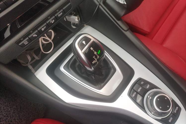 Used BMW X1 2014 xDrive20i Sports Design Package