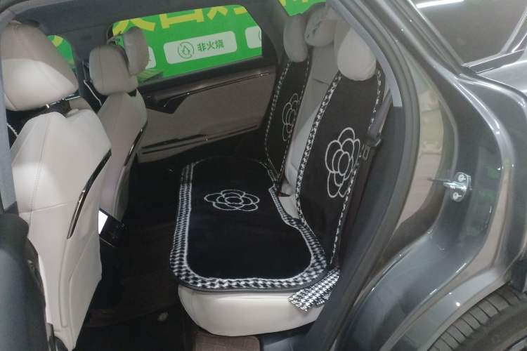 Used VOYAH FREE 2025 318 318 km Rear-Drive Touring Edition
