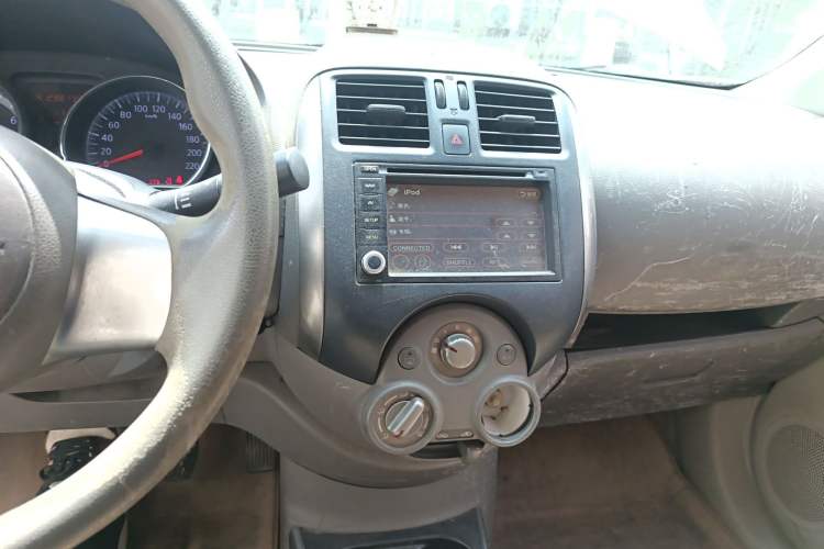 Used Nissan Sunny 2011 1.5XL Manual Deluxe Edition Audio And AC Panel