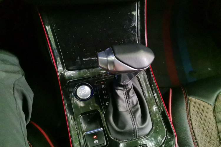 Used Dongfeng Aeolus Yixuan 2021 230T Automatic Hunter Edition