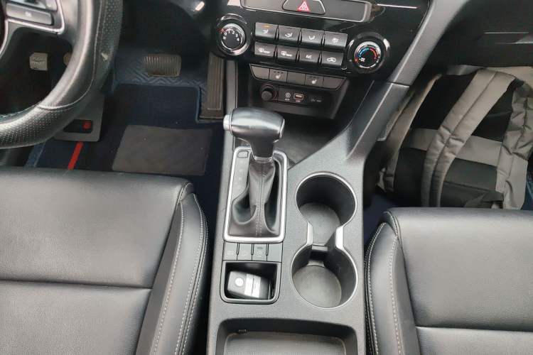 Used Kia KX5 2016 2.0L Automatic 2WD GLS
