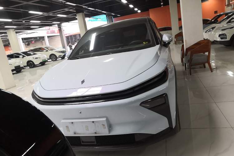 Used Livan Livan 7 2023 605km Hunter Light