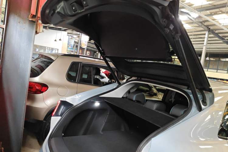 Used Honda e:NP2 2024 Advanced Edition Trunk