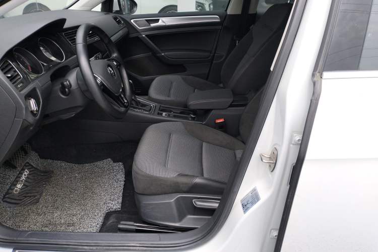 Used Volkswagen Golf 2020 Zhiai Edition 280TSI DSG Comfort Model Left Front Seat