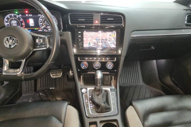 Used Volkswagen Golf 2020 280TSI DSG R-Line Version