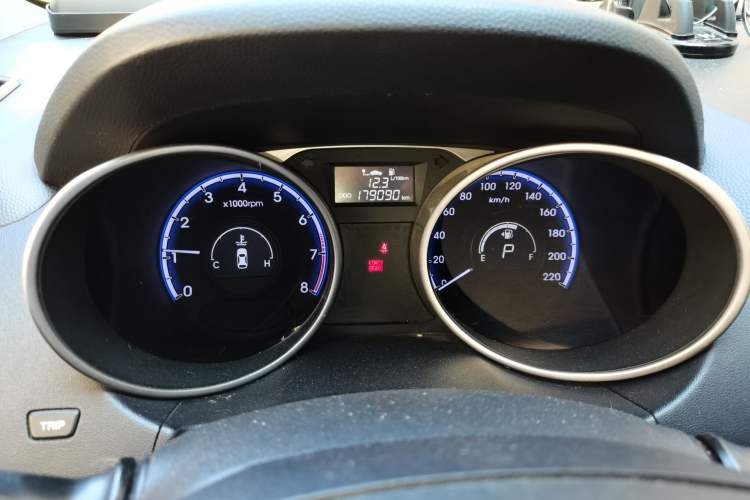 Used Hyundai ix35 2012 2.4L Automatic Two-Wheel Drive Prestige Edition GLS