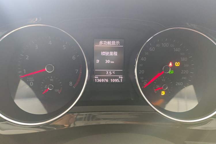 Used Volkswagen Sagitar 2017 180TSI Automatic Luxury Edition