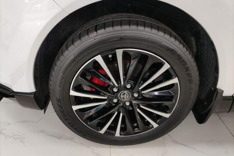 Used Toyota Venza 2022 2.0L CVT Two-Wheel Drive Prestige Edition Left Front Wheel Hub