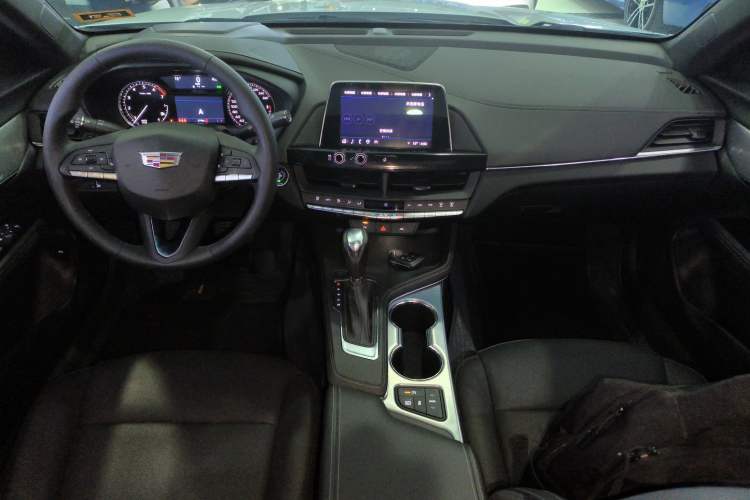 Used Cadillac CT4 2023 25T Luxury Model
