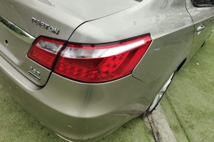 Used CHANGAN Raeton 2014 1.8T Automatic Prestige Anniversary Edition China IV Standard Right Rear Taillight