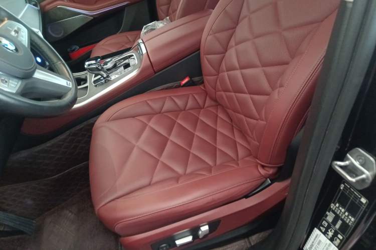 Used BMW X5 2022 Restyled xDrive 30Li M Sport Package Left Front Seat