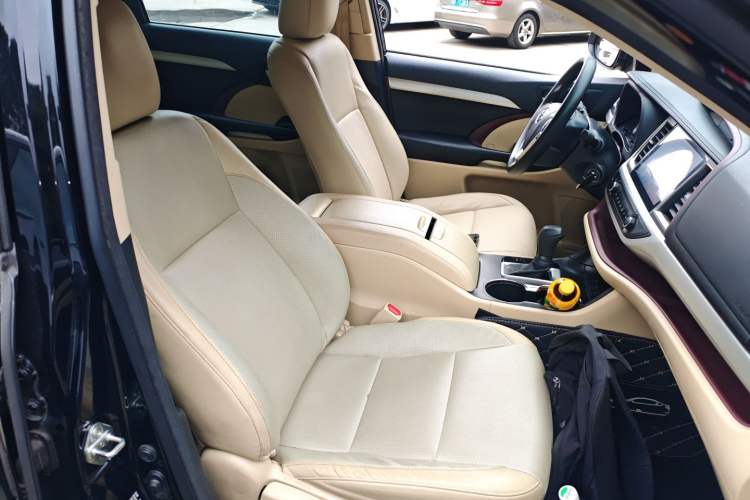 Used Toyota Highlander 2017 2.0T Four-Wheel Drive Elite Edition 7-Seater