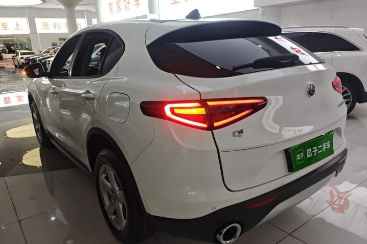 Used Alfa Romeo Stelvio 2017 2.0T 200HP Elite Edition
