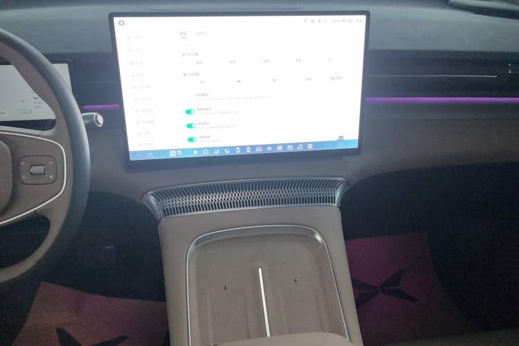 Used XPeng X9 2025 740 Ultra-Long Range Max
