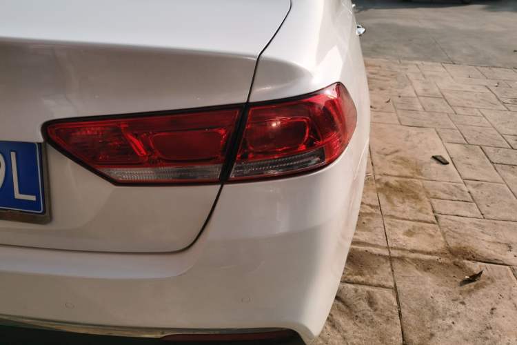 Used Kia K4 2014 1.8L Automatic GLS
