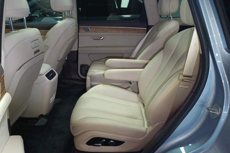 Used Hima AITO M7 2024 1.5T Intelligent Drive 4x4 Max Edition 6 Seats